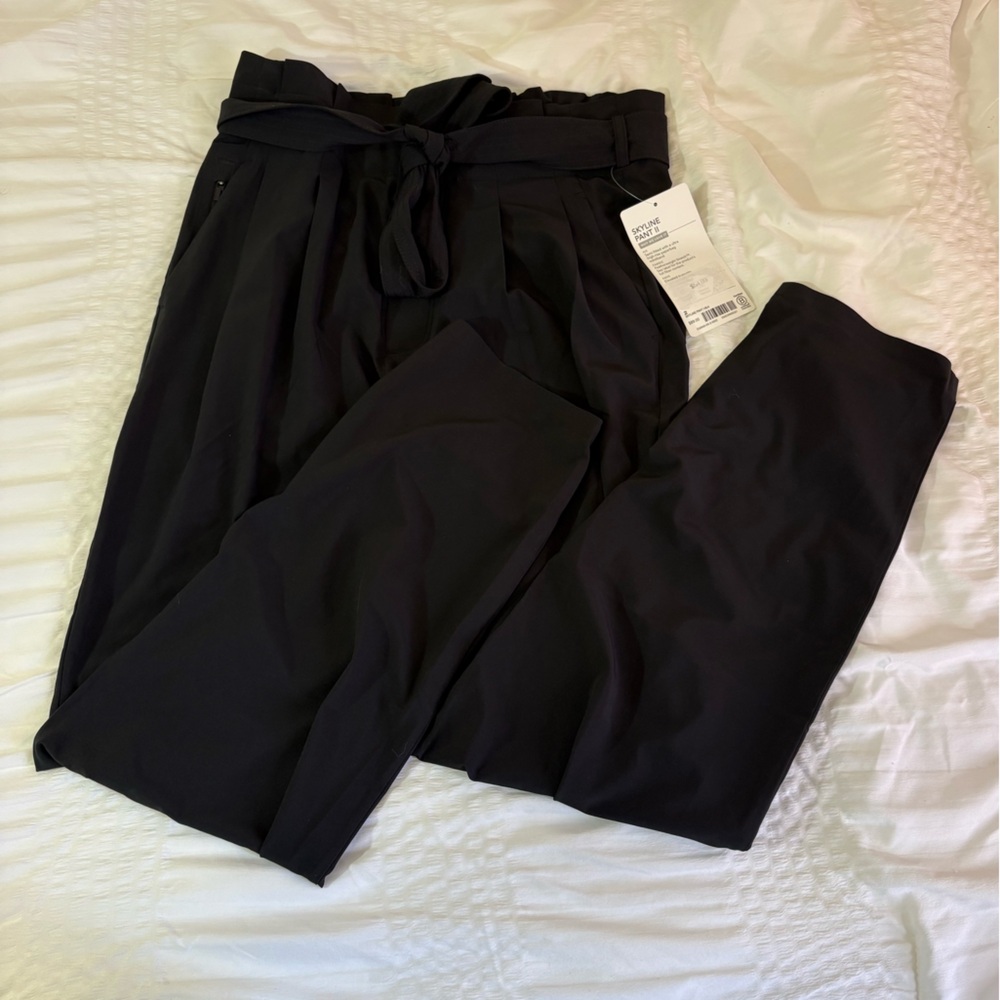 BRAND NEW ATHLETA Elegant Black Women's Pants